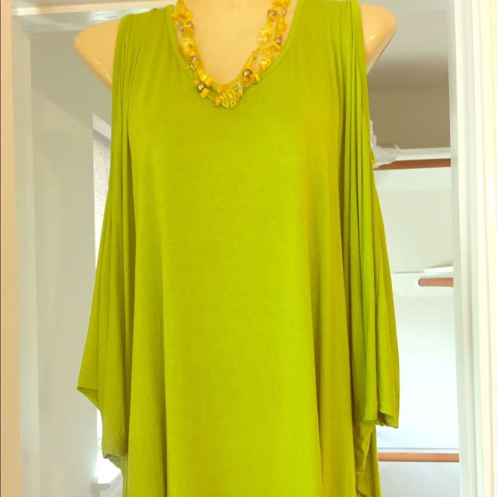 MICHAEL KORS cute lime green top
